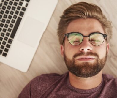 man resting sleep day dreaming 7116372