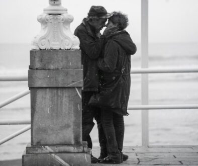 Inteligencja emocjonalna w zarządzaniu - jak ją rozwijać, żeby lepiej rozumieć zespół